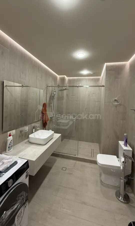 2 Սենյականոց Բնակարան Նորակառույցում, 70քմ, 7/14 հարկ, Դիզայներական Վերանորոգված, Կահավորված