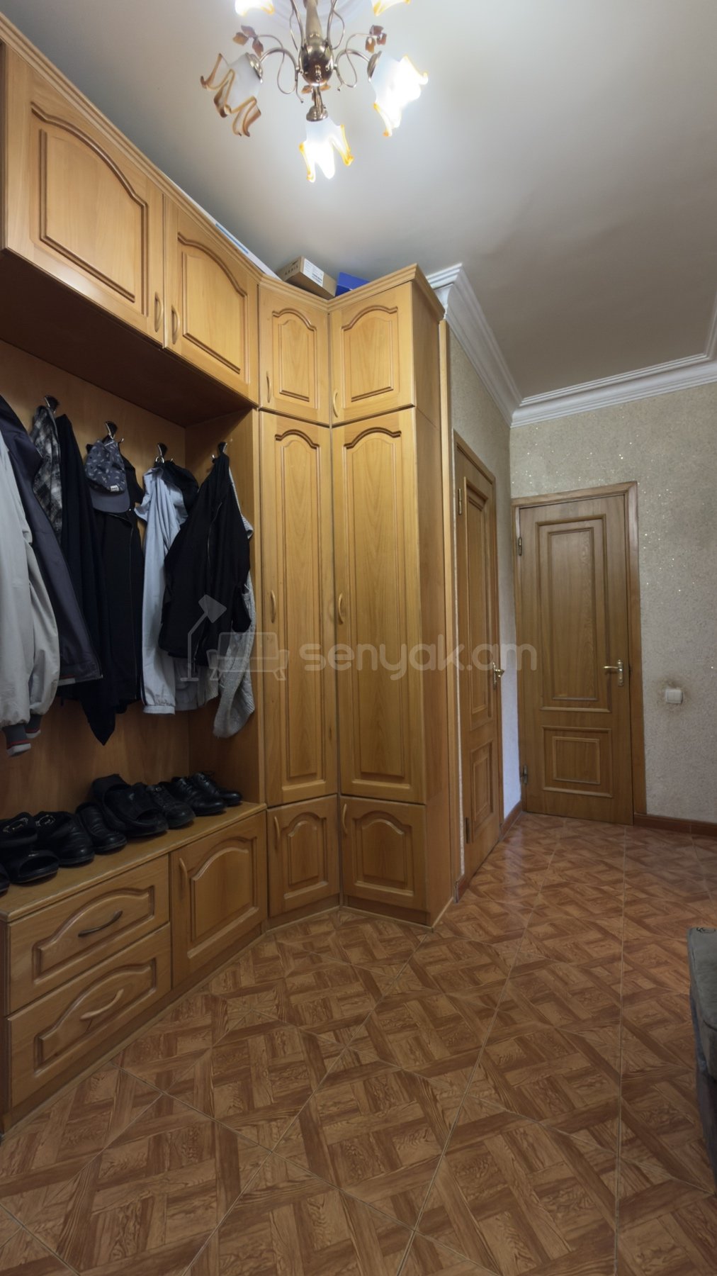 4 Սենյականոց Բնակարան, 87քմ, 2/9 հարկ, Նորմալ Վիճակում