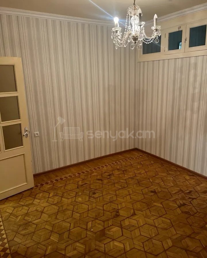 3 Սենյականոց Բնակարան, 69քմ, 1/10 հարկ, Նորմալ Վիճակում