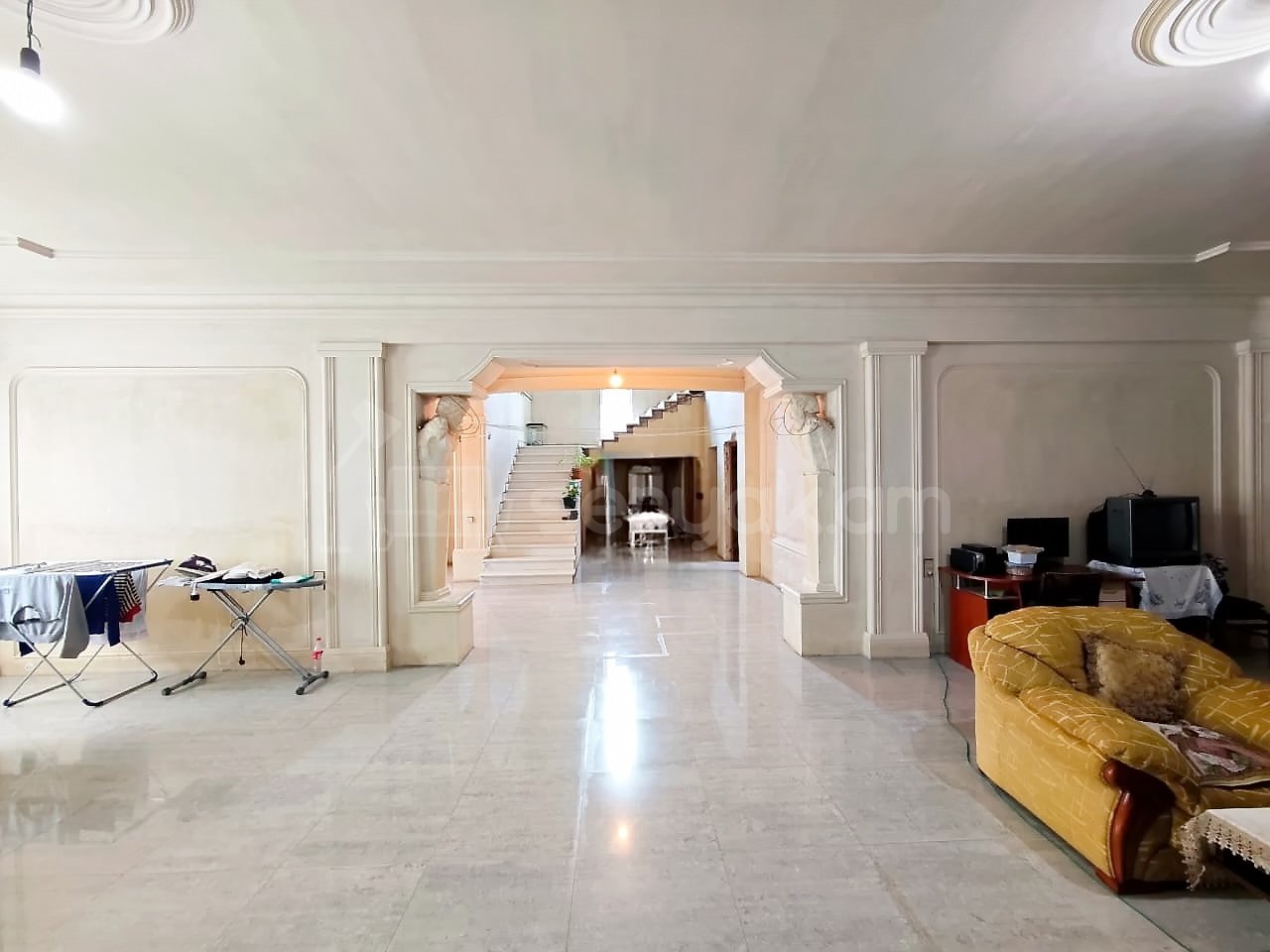 8 Սենյականոց Շքեղ Առանձնատուն, 660քմ, Ավտոտնակով