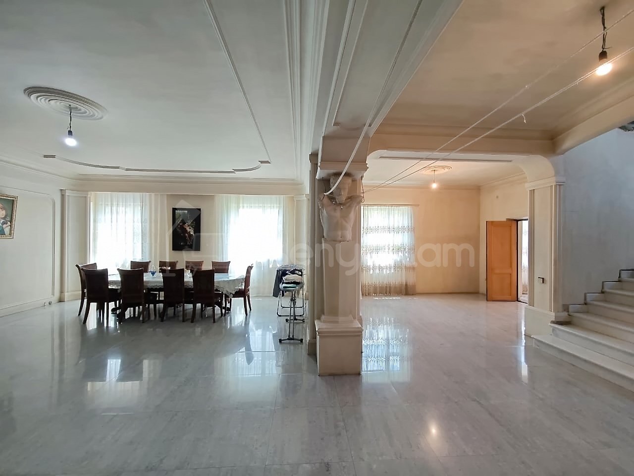 8 Սենյականոց Շքեղ Առանձնատուն, 660քմ, Ավտոտնակով