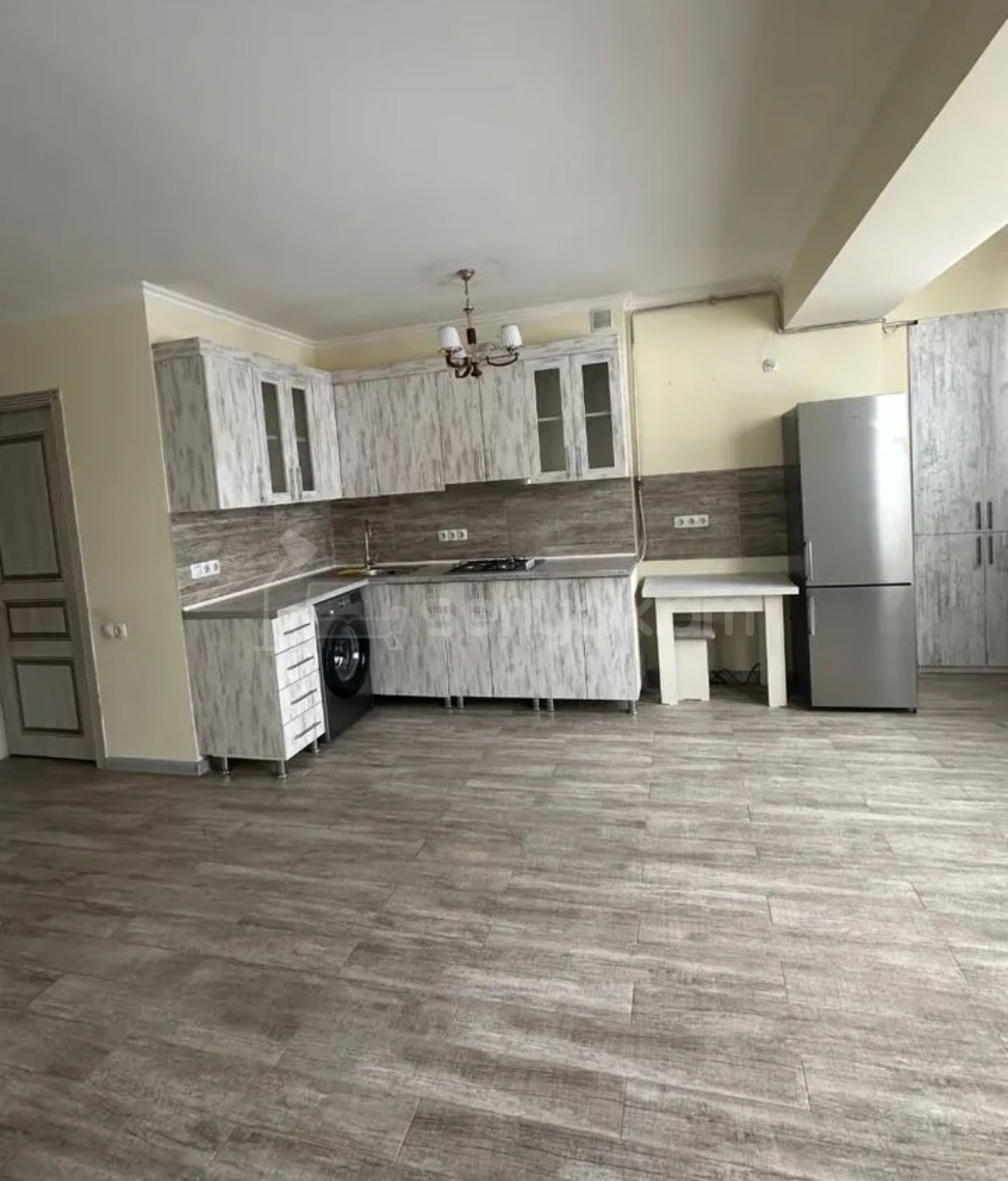 2 Սենյականոց Բնակարան, 43քմ, 4/9 հարկ, Կապիտալ Վերանորոգված, Կահավորված