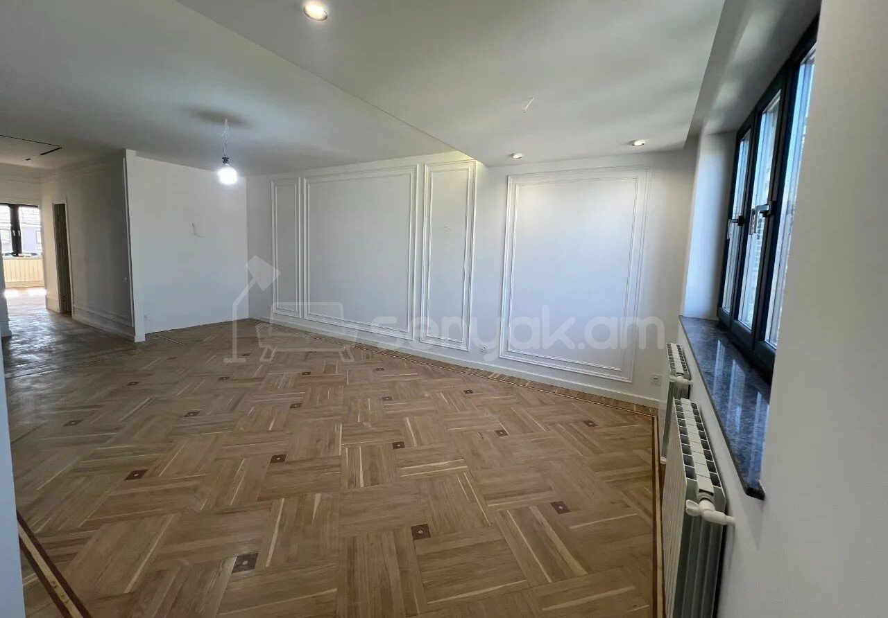 3 Սենյականոց Բնակարան Քարե Շենքում, 81քմ, 5/5 հարկ, Կապիտալ Վերանորոգված