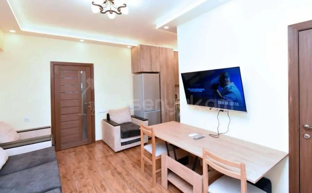 2 Սենյականոց Բնակարան, 40քմ, 2/8 հարկ, Կապիտալ Վերանորոգված, Կահավորված