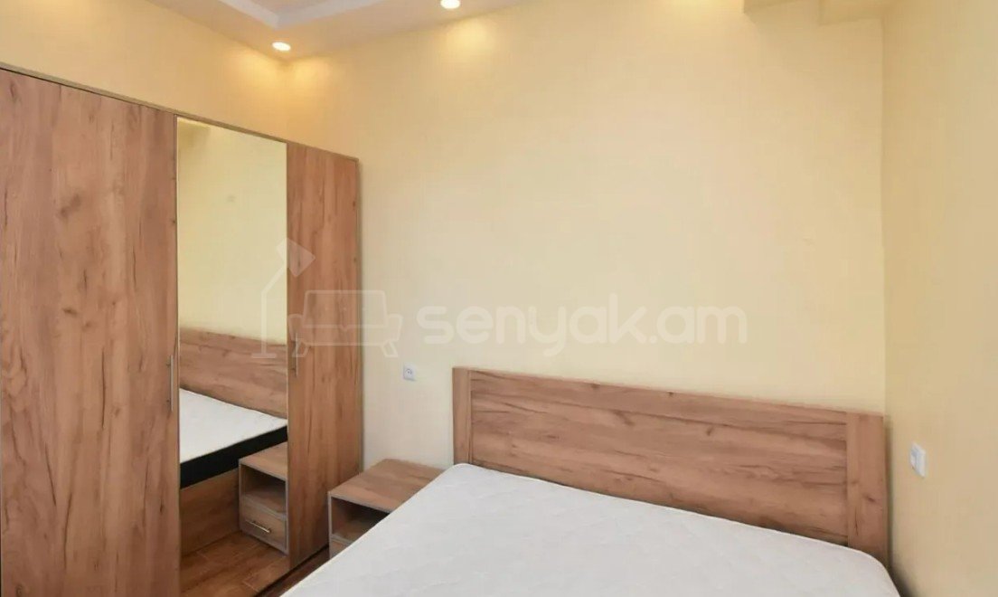 2 Սենյականոց Բնակարան, 40քմ, 2/8 հարկ, Կապիտալ Վերանորոգված, Կահավորված