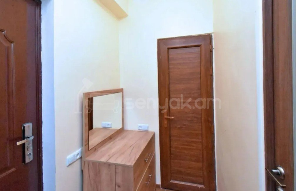 2 Սենյականոց Բնակարան, 40քմ, 2/8 հարկ, Կապիտալ Վերանորոգված, Կահավորված