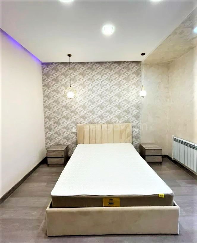 2 Սենյականոց Բնակարան Քարե Շենքում, 71քմ, 3/4 հարկ, Կապիտալ Վերանորոգված, Կահավորված