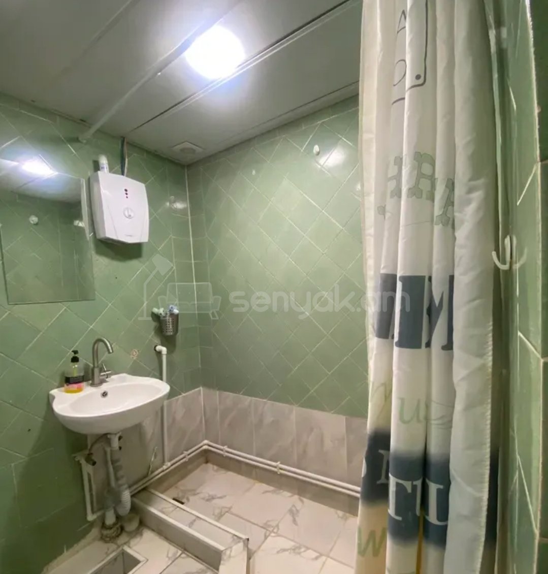 3 Սենյականոց Բնակարան, 84քմ, 2/9 հարկ, Կապիտալ Վերանորոգված
