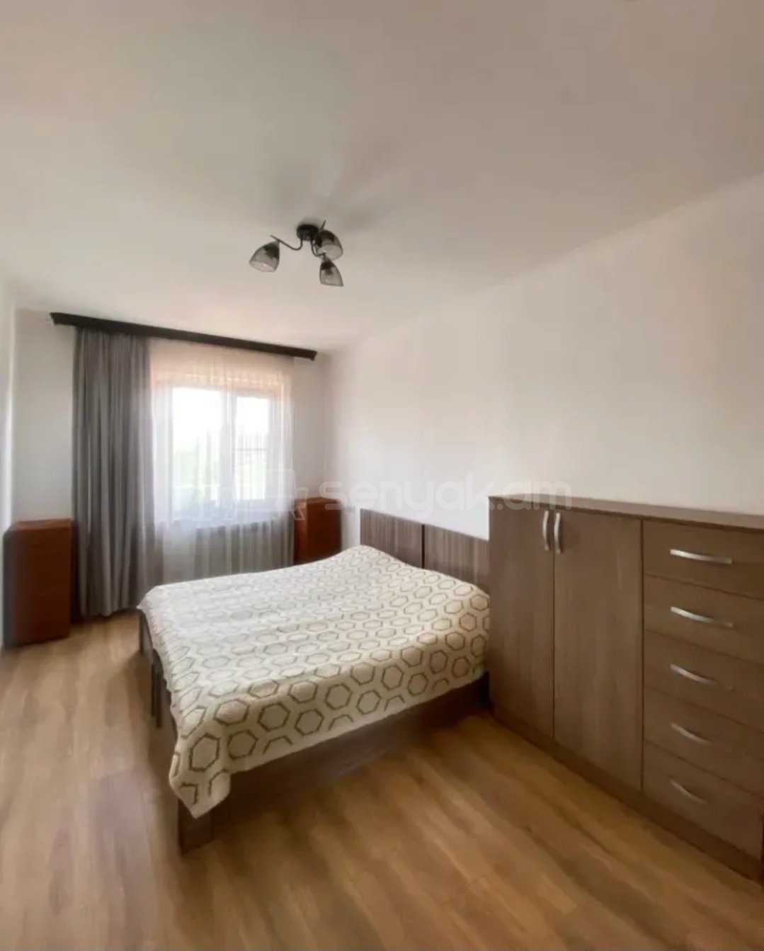 3 Սենյականոց Բնակարան, 84քմ, 2/9 հարկ, Կապիտալ Վերանորոգված