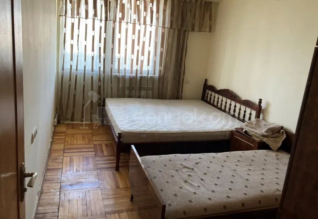 3 Սենյականոց Բնակարան, 102քմ, 9/12 հարկ, Նորմալ Վիճակում, Կահավորված, Արևկող