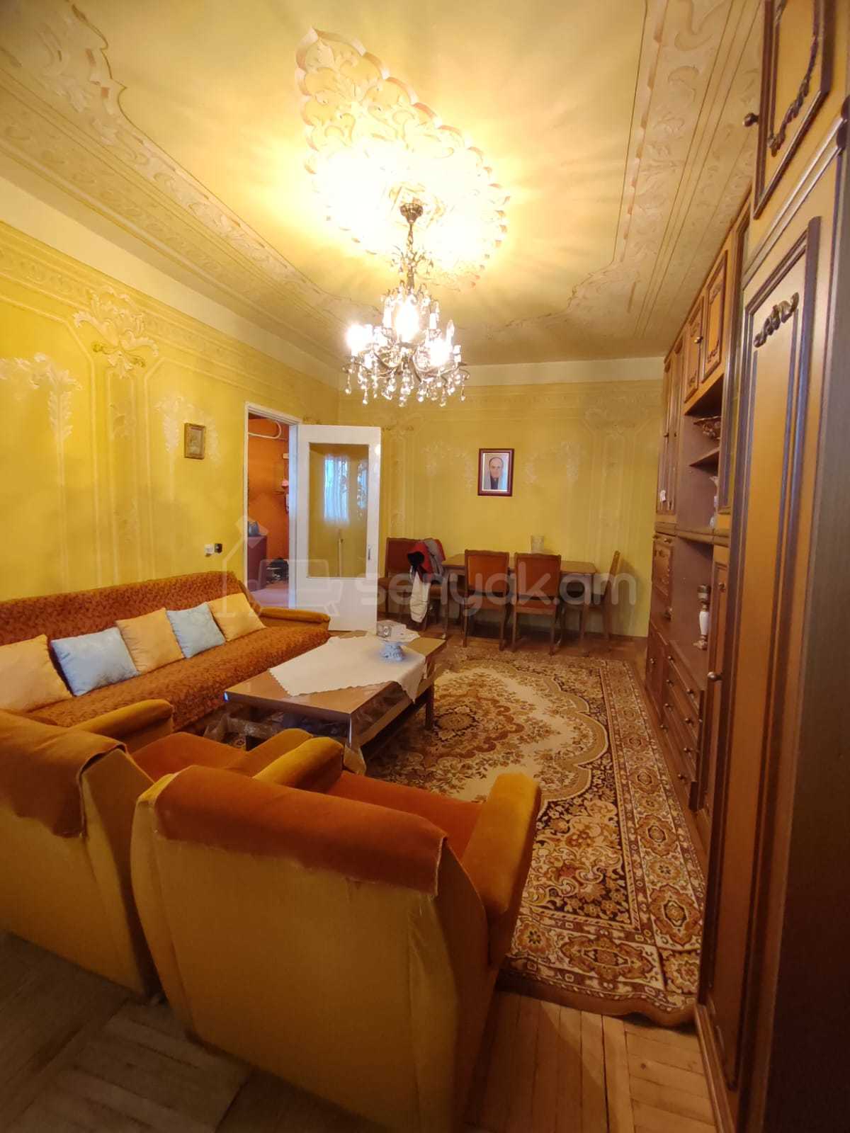 3 Սենյականոց Բնակարան, 77քմ, 7/9 հարկ, Նորմալ Վիճակում