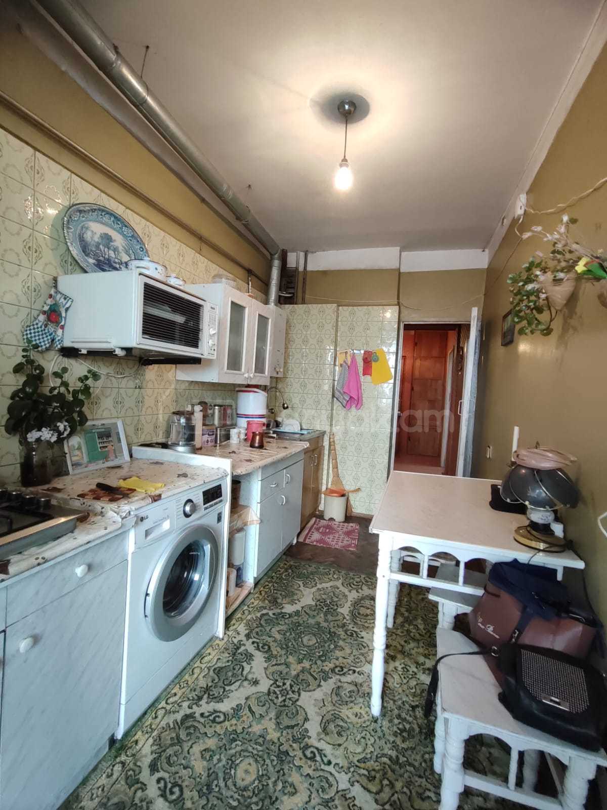 3 Սենյականոց Բնակարան, 77քմ, 7/9 հարկ, Նորմալ Վիճակում