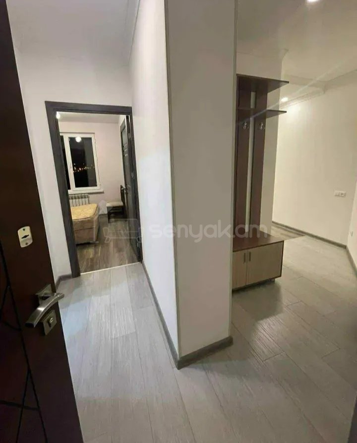 2 Սենյականոց Բնակարան, 40քմ, 5/9 հարկ, Նորմալ Վիճակում, Կահավորված