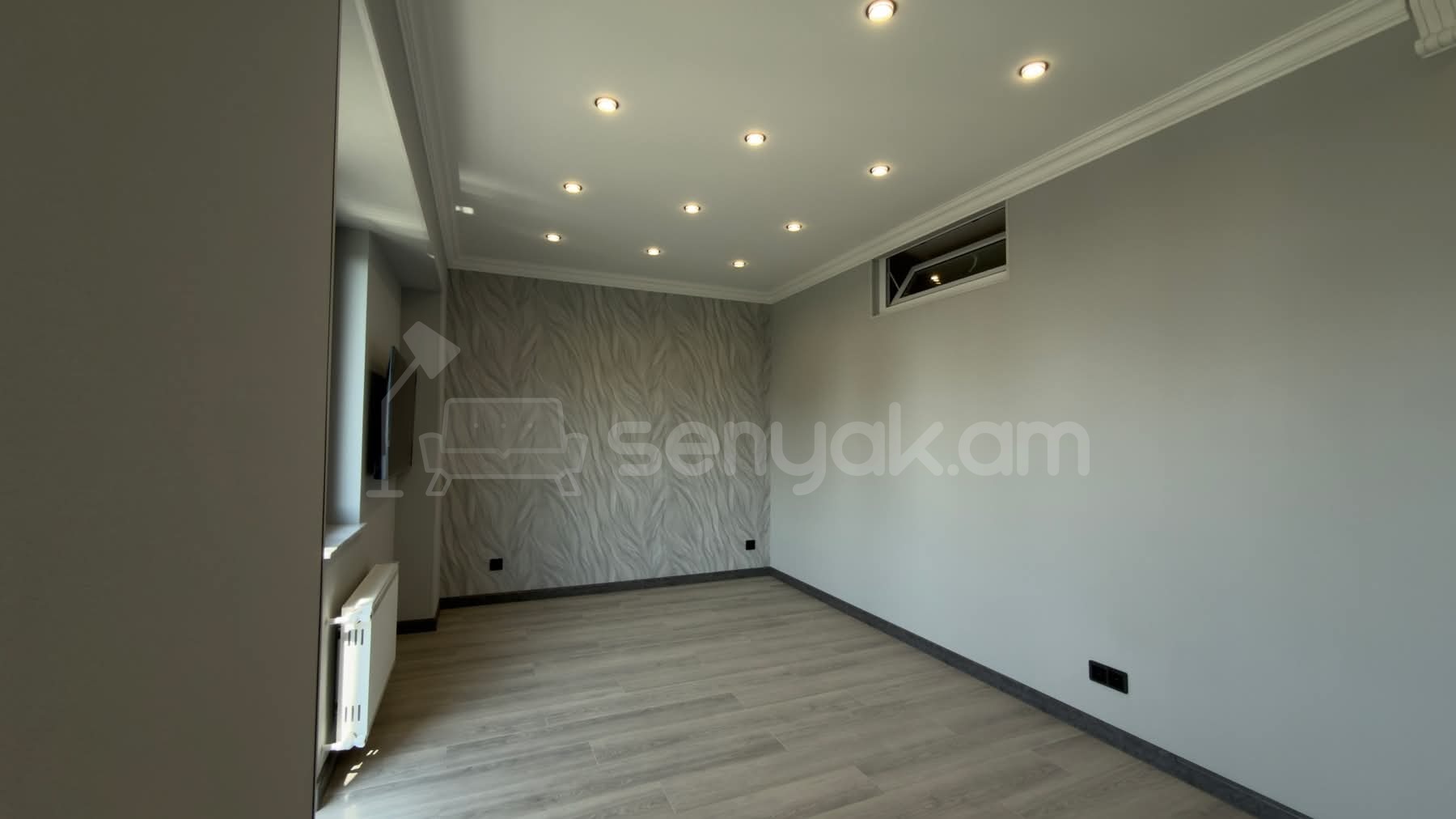 1 Սենյականոց Բնակարան Քարե Շենքում, 38քմ, 5/5 հարկ, Դիզայներական Վերանորոգված