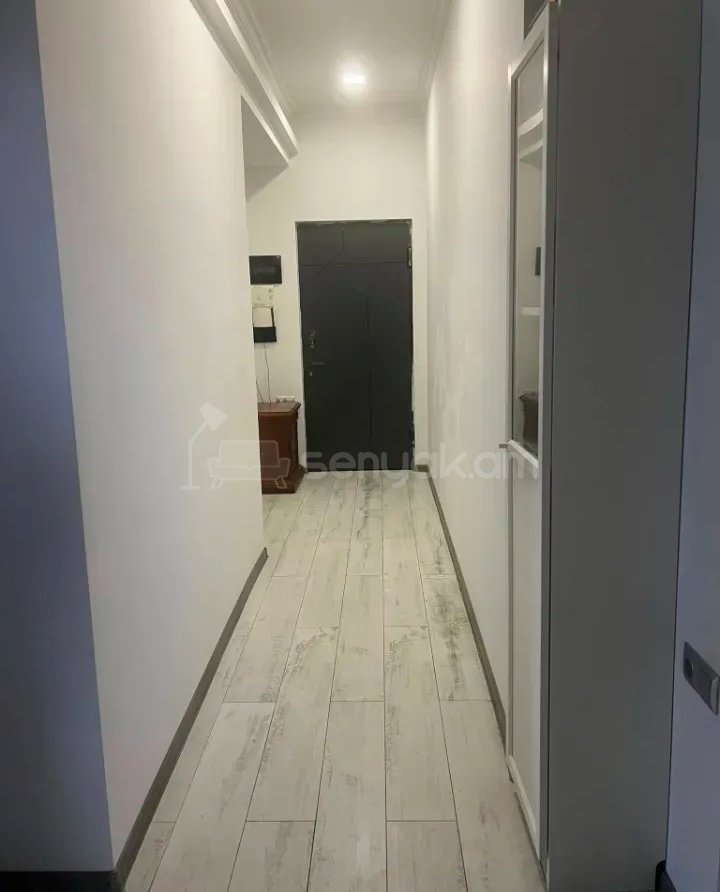 3 Սենյականոց Բնակարան Նորակառույցում, 63քմ, 3/8 հարկ, Կապիտալ Վերանորոգված