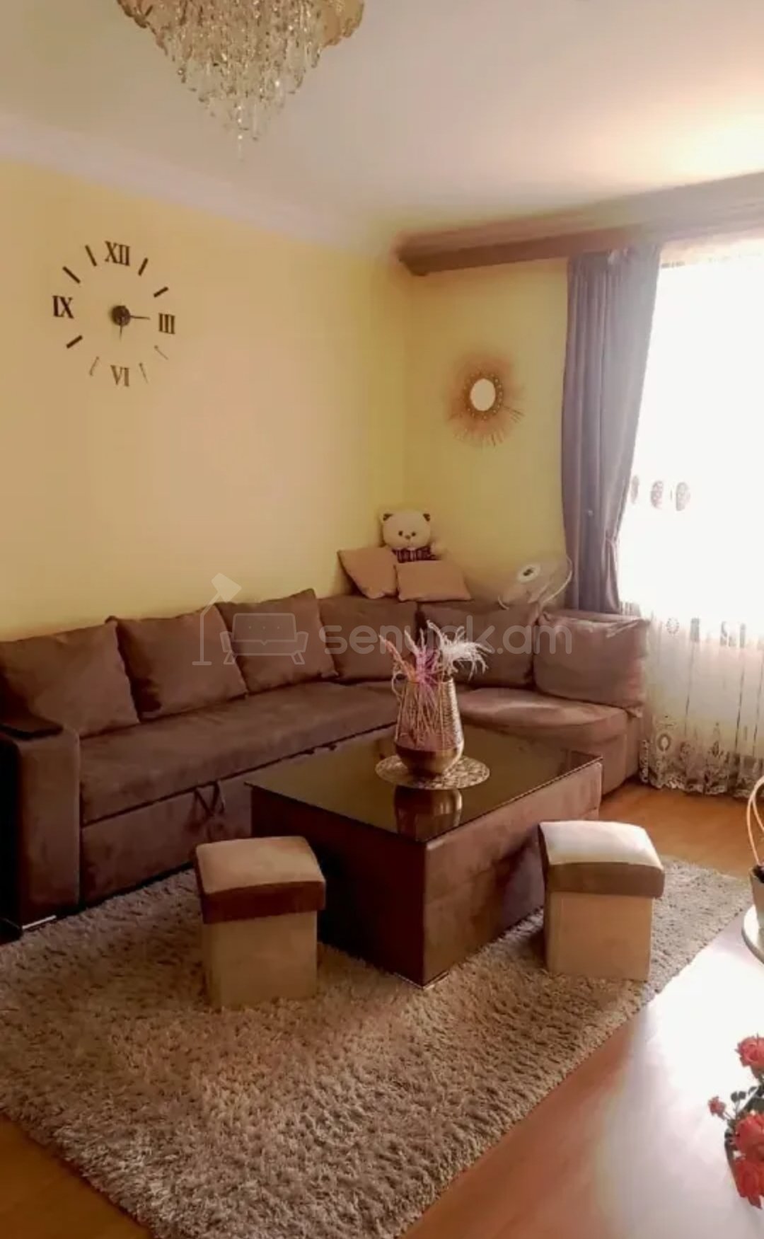 3 Սենյականոց Բնակարան Քարե Շենքում, 56քմ, 2/4 հարկ, Նորմալ Վիճակում