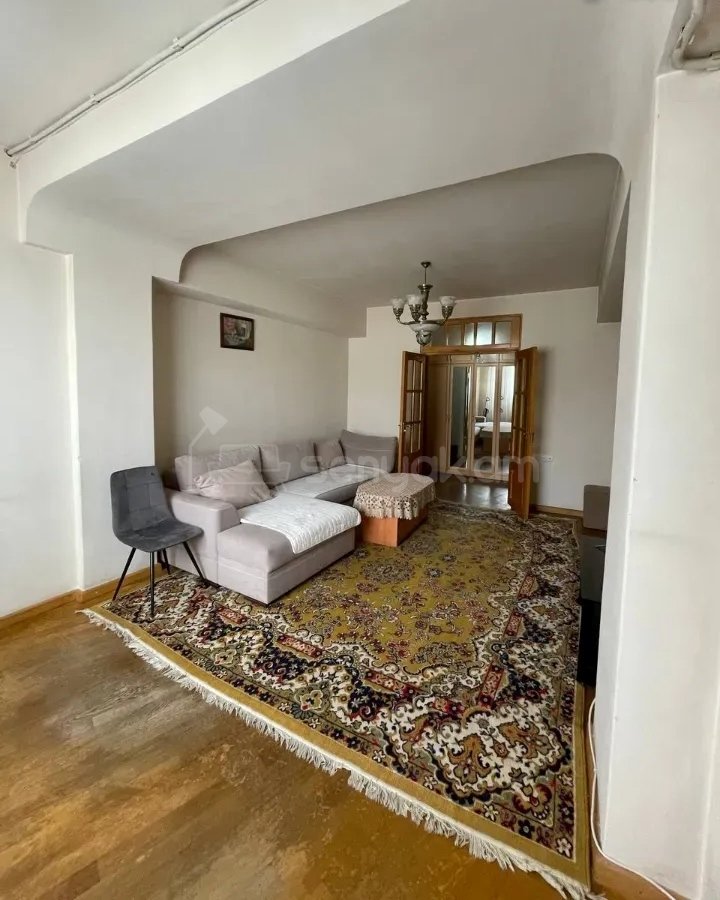 3 Սենյականոց Բնակարան, 70քմ, 3/9 հարկ, Նորմալ Վիճակում