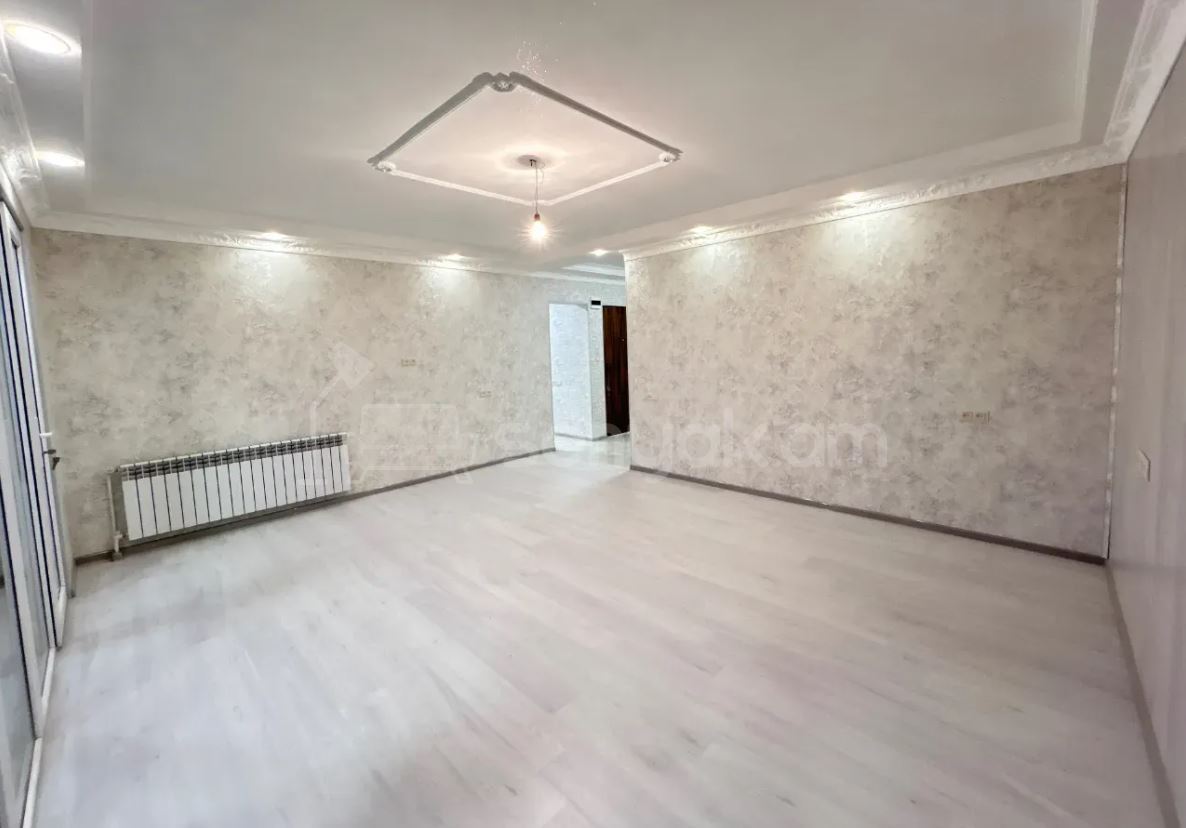 3 Սենյականոց Բնակարան, 72քմ, 9/9 հարկ, Կապիտալ Վերանորոգված