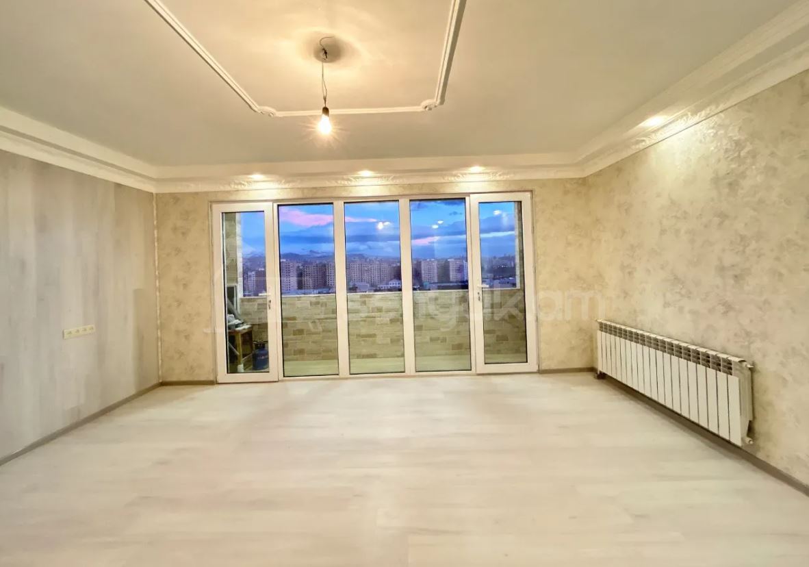 3 Սենյականոց Բնակարան, 72քմ, 9/9 հարկ, Կապիտալ Վերանորոգված