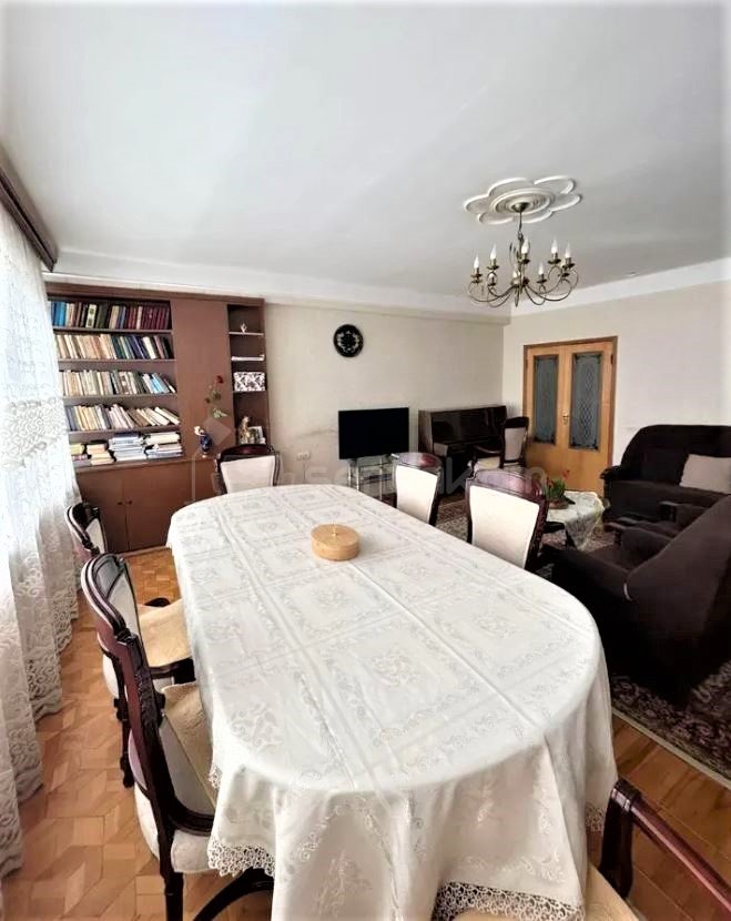 3 Սենյականոց Բնակարան, 73քմ, 8/9 հարկ, Կոսմետիկ Վերանորոգված