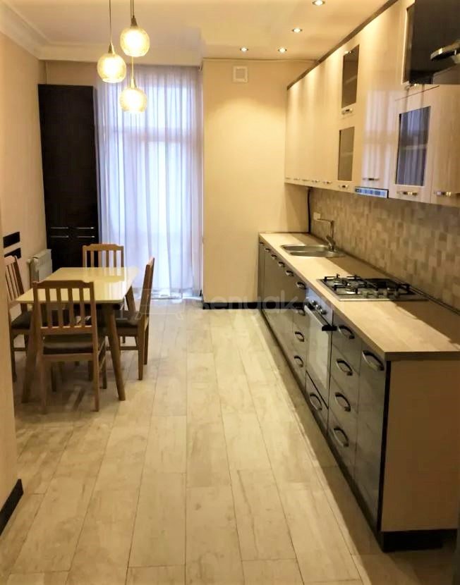 3 Սենյականոց Բնակարան Նորակառույցում, 124քմ, 12/17 հարկ, Կապիտալ Վերանորոգված, Կահավորված