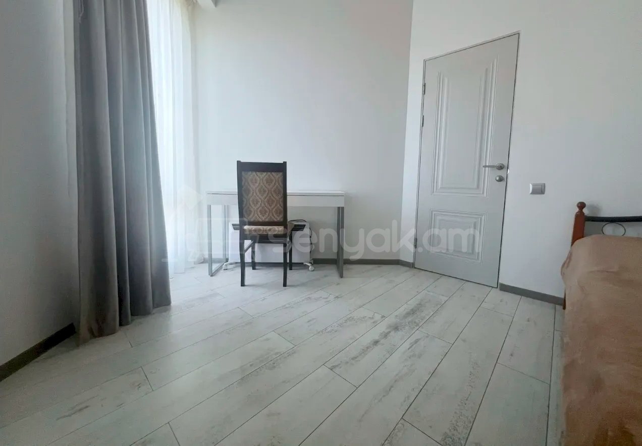 3 Սենյականոց Բնակարան Նորակառույցում, 63քմ, 3/8 հարկ, Դիզայներական Վերանորոգված