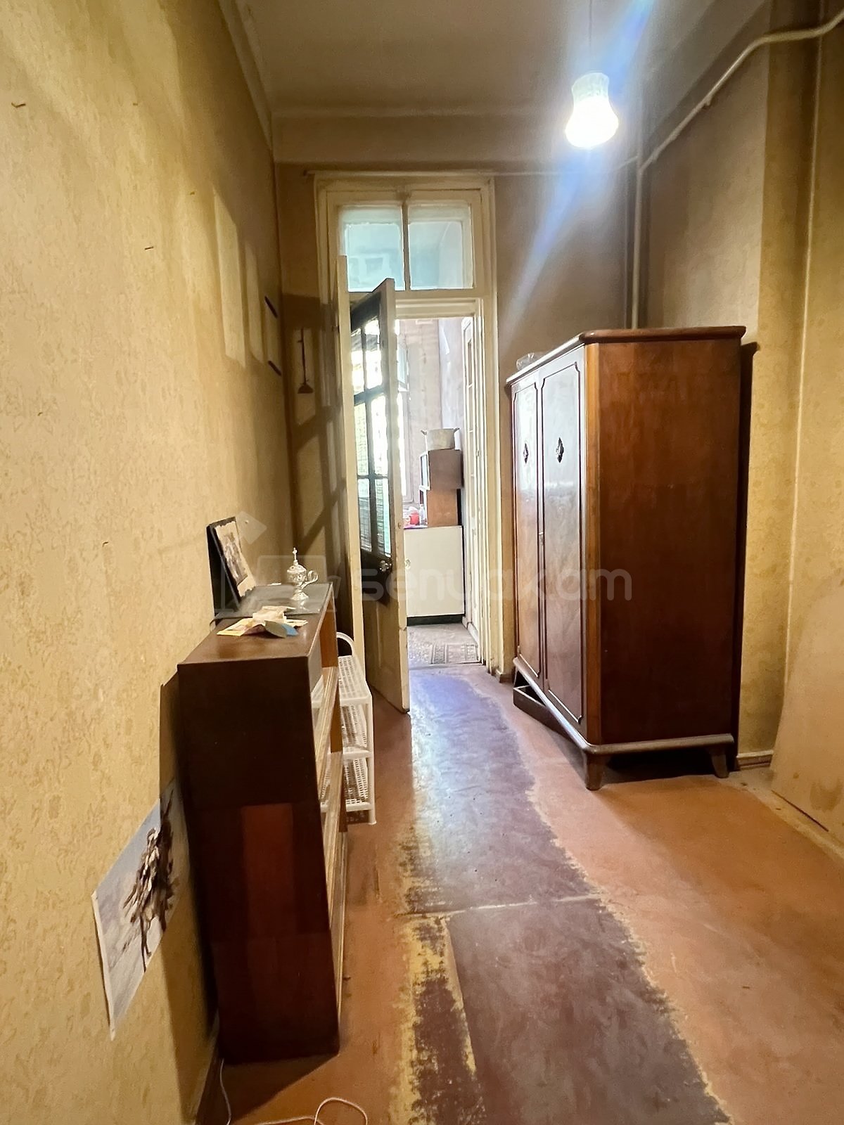 2 Սենյականոց Բնակարան Քարե Շենքում, 76քմ, 3/4 հարկ, Պետական Վիճակում