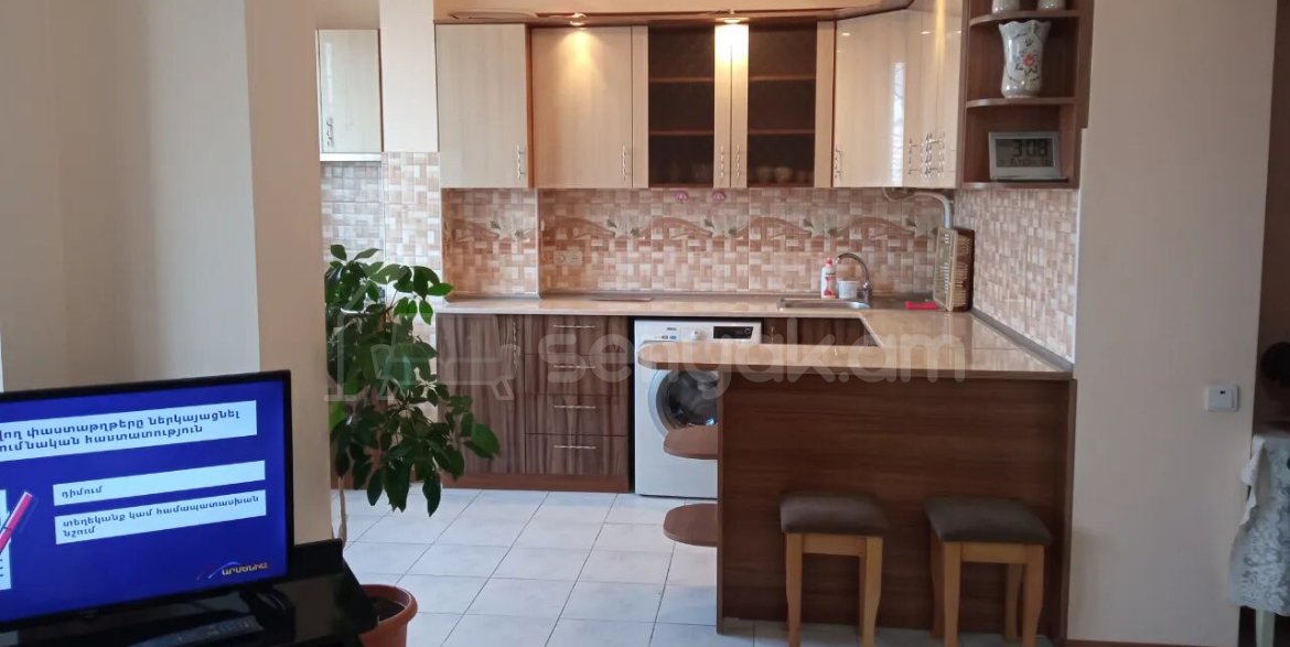 2 Սենյականոց Բնակարան, 50քմ, 9/9 հարկ, Կապիտալ Վերանորոգված, Կահավորված