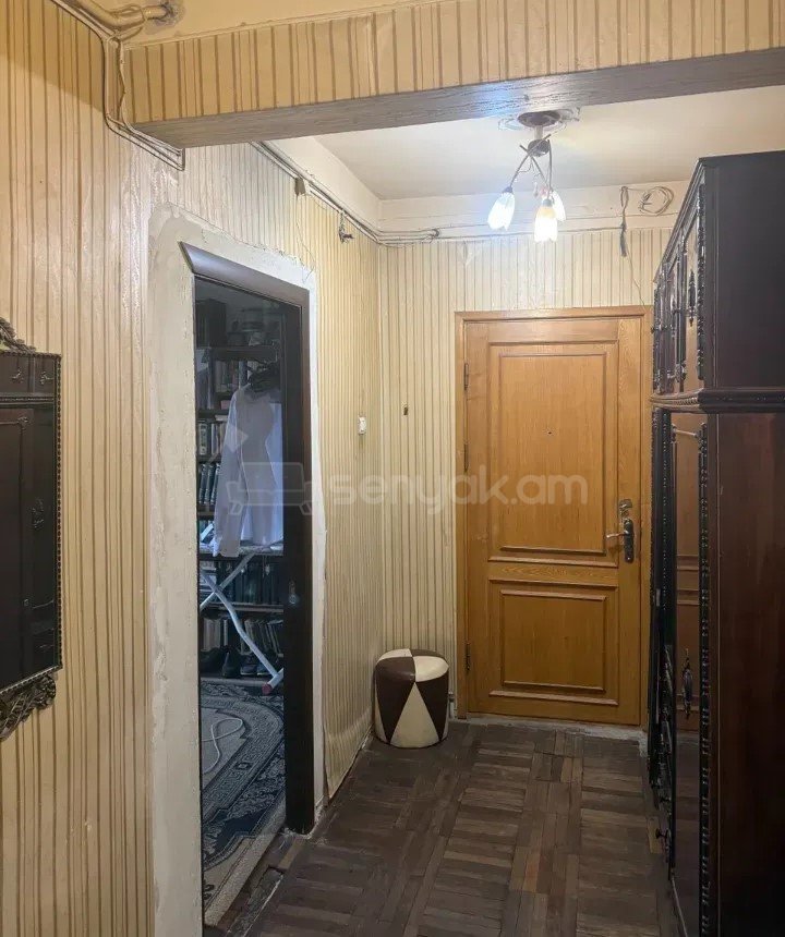 4 Սենյականոց Բնակարան, 89քմ, 8/9 հարկ, Կոսմետիկ Վերանորոգված