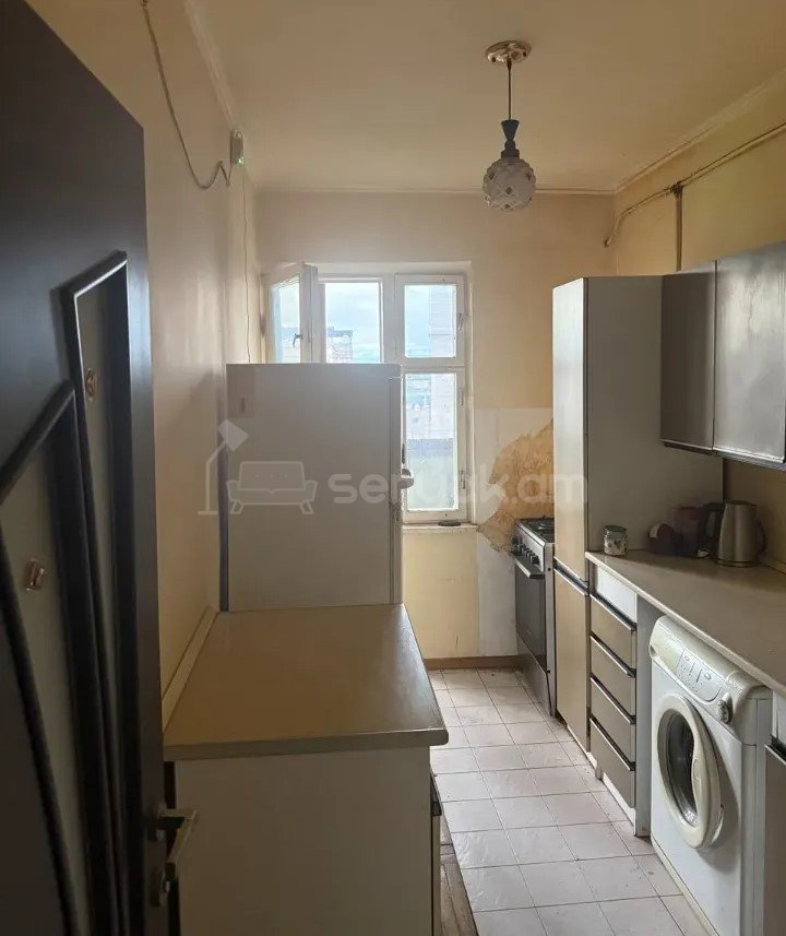 4 Սենյականոց Բնակարան, 89քմ, 8/9 հարկ, Կոսմետիկ Վերանորոգված