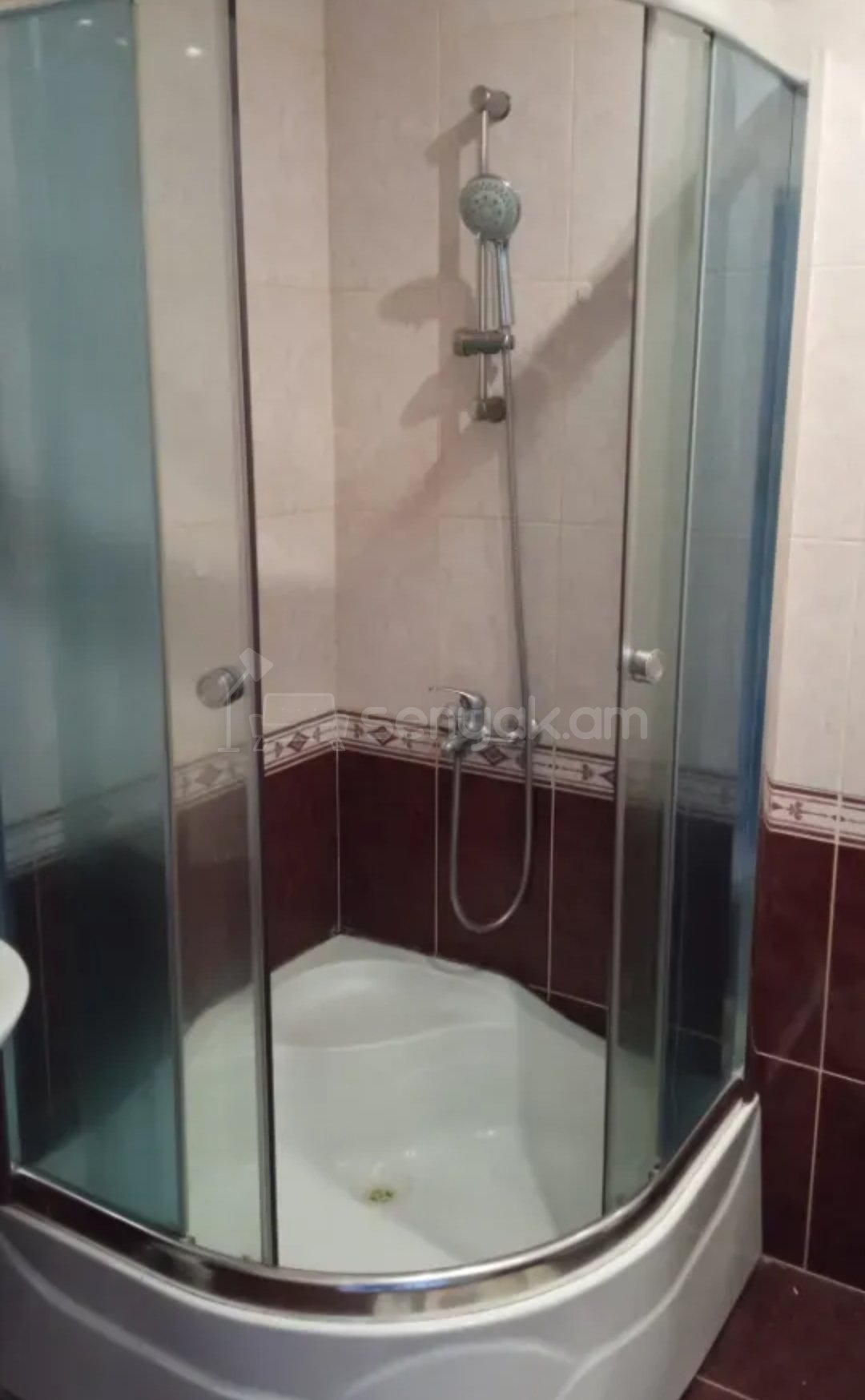 2 Սենյականոց Բնակարան, 50քմ, 9/9 հարկ, Նորմալ Վիճակում, Կահավորված, Արևկող