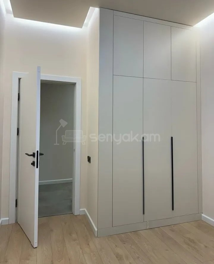3 Սենյականոց Բնակարան Նորակառույցում, 91քմ, 9/18 հարկ, Կապիտալ Վերանորոգված
