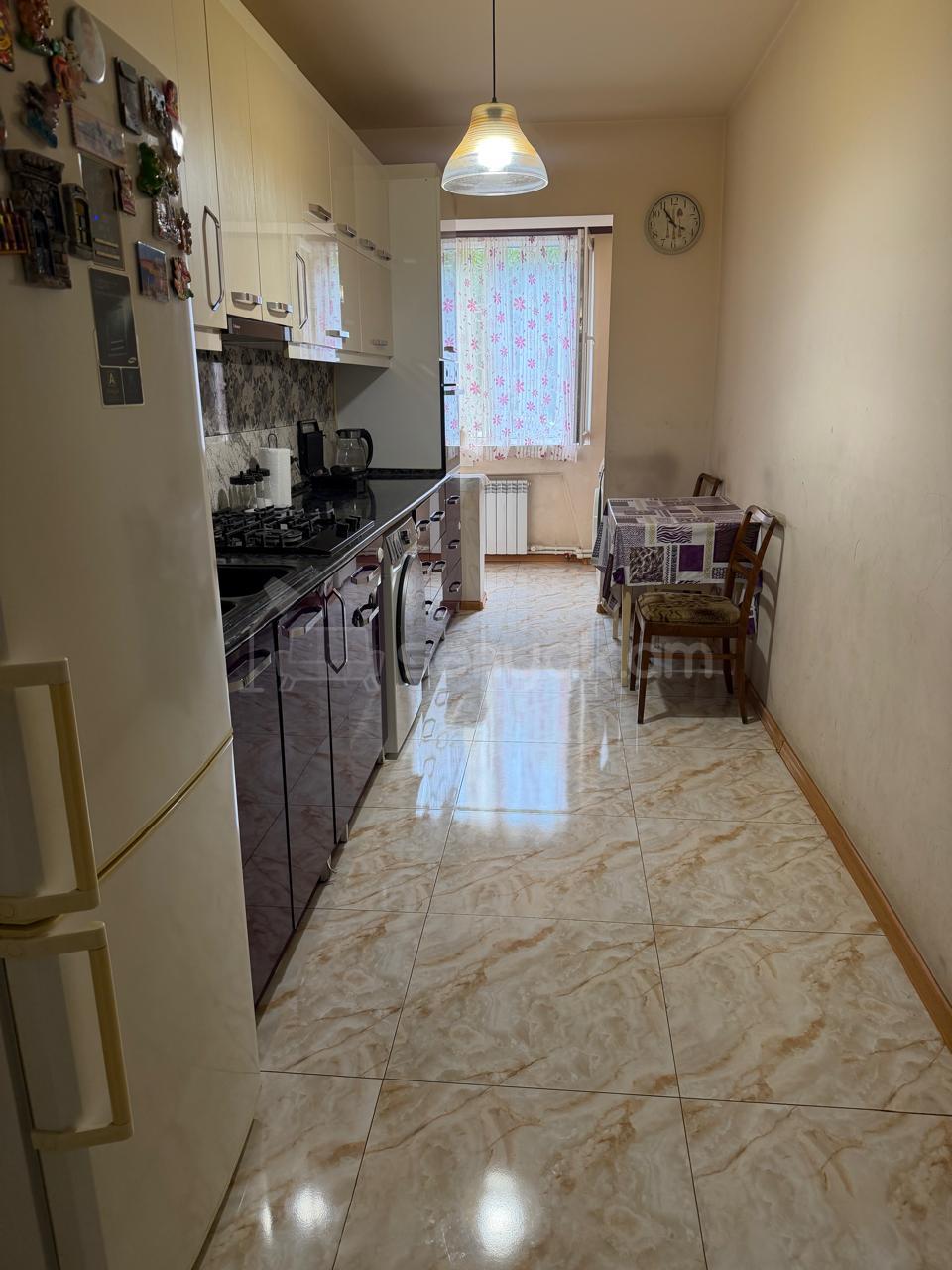 3 Սենյականոց Բնակարան, 97քմ, 1/9 հարկ, Կապիտալ Վերանորոգված
