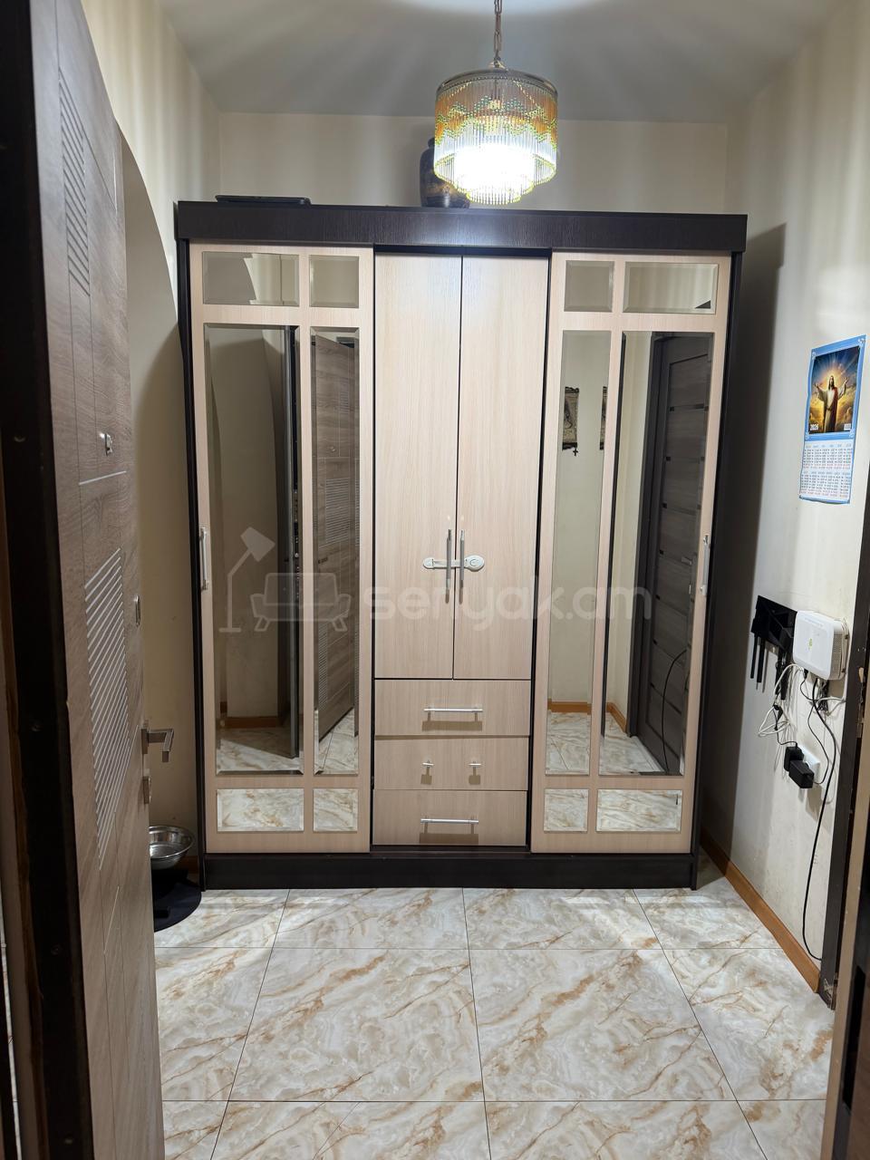 3 Սենյականոց Բնակարան, 97քմ, 1/9 հարկ, Կապիտալ Վերանորոգված