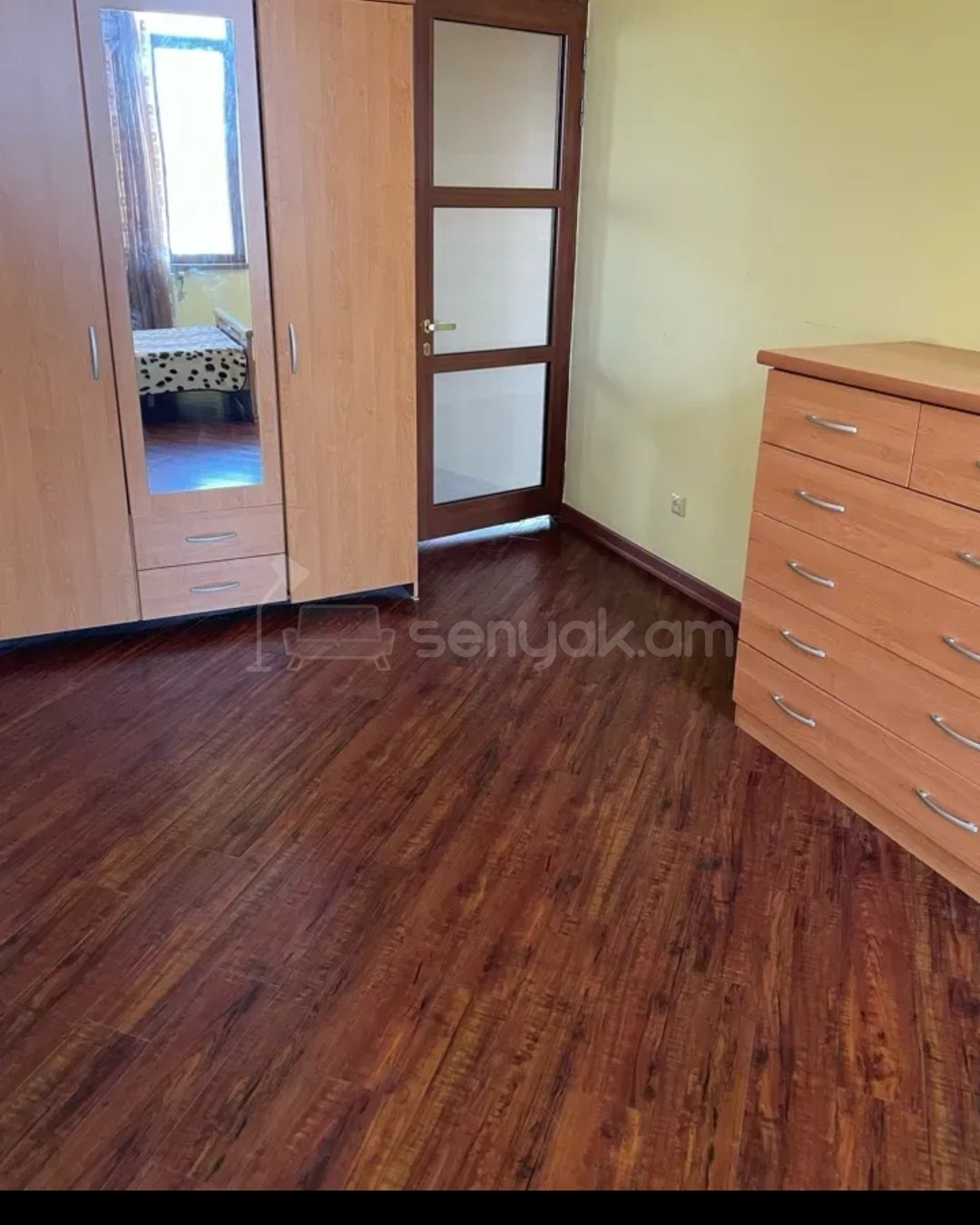 3 Սենյականոց Բնակարան Քարե Շենքում, 95քմ, 5/5 հարկ, Կապիտալ Վերանորոգված, Կահավորված, Արևկող