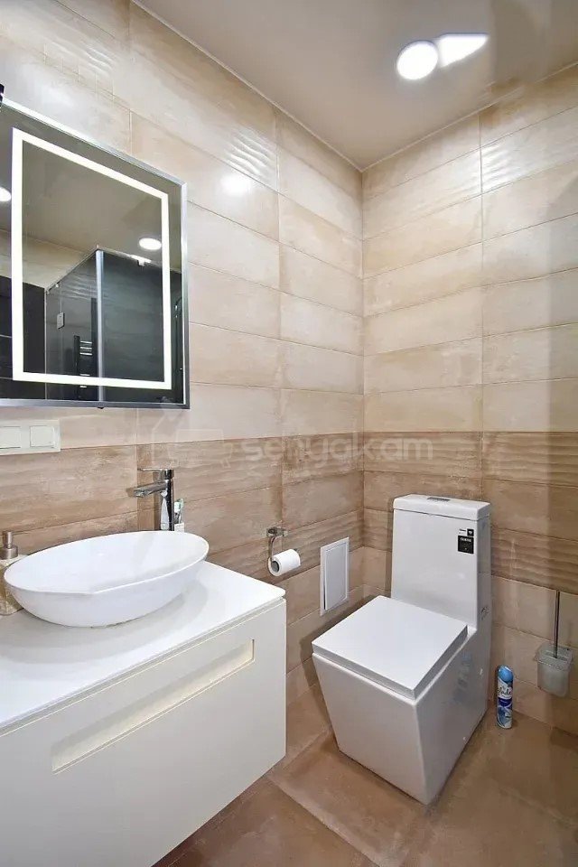 3 Սենյականոց Բնակարան Նորակառույցում, 75քմ, 11/15 հարկ, Դիզայներական Վերանորոգված
