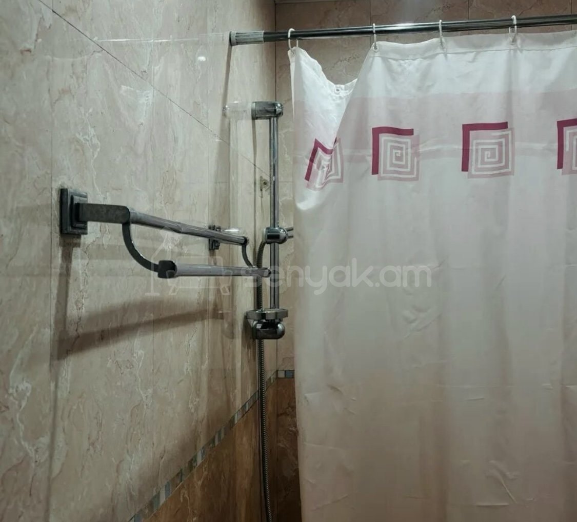3 Սենյականոց Բնակարան, 70քմ, 2/9 հարկ, Կապիտալ Վերանորոգված