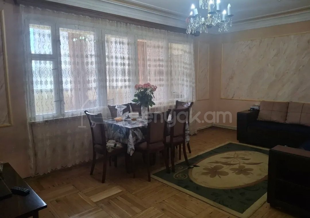2 Սենյականոց Բնակարան, 68քմ, 5/9 հարկ, Նորմալ Վիճակում, Կահավորված, Արևկող