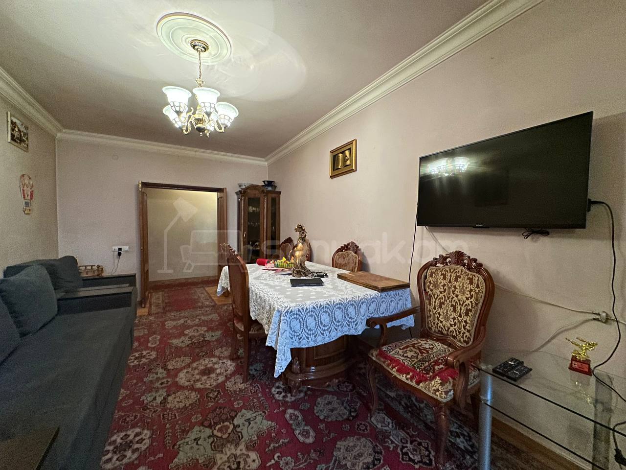 3 Սենյականոց Բնակարան Քարե Շենքում, 76քմ, 1/5 հարկ, Կոսմետիկ Վերանորոգված