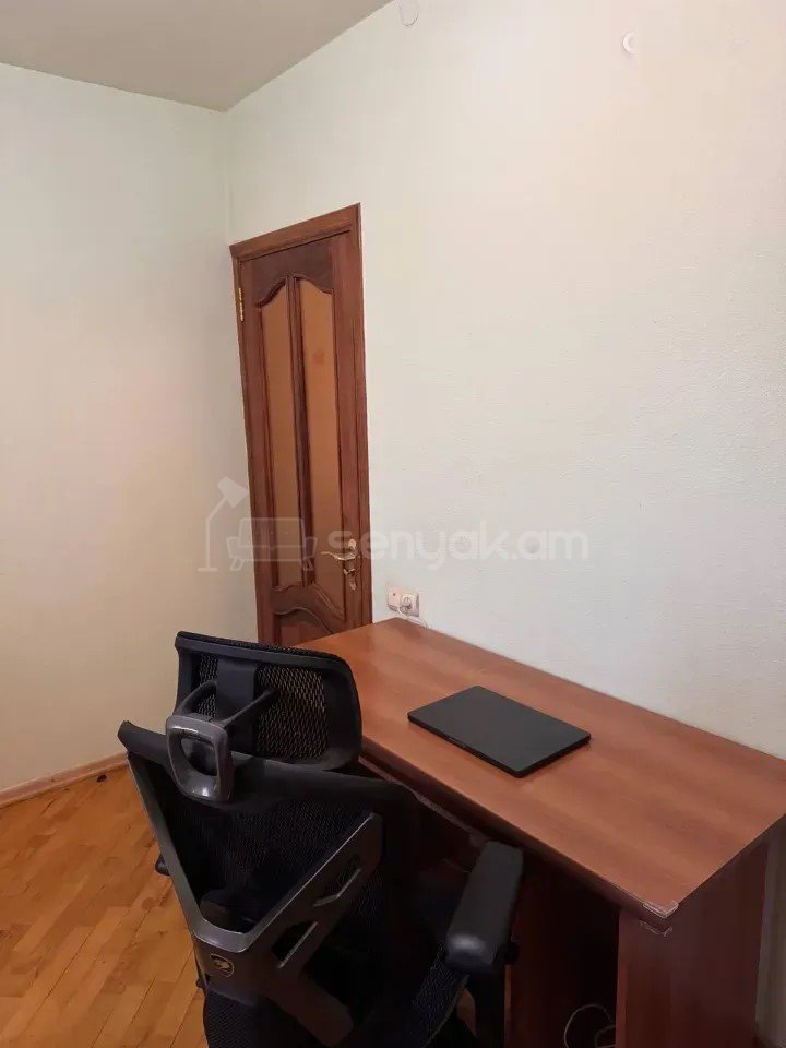 3 Սենյականոց Բնակարան, 70քմ, 6/12 հարկ, Կապիտալ Վերանորոգված