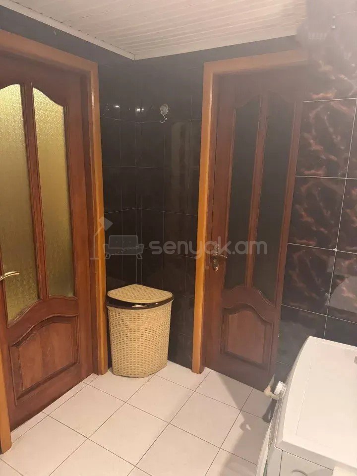 3 Սենյականոց Բնակարան, 70քմ, 6/12 հարկ, Կապիտալ Վերանորոգված