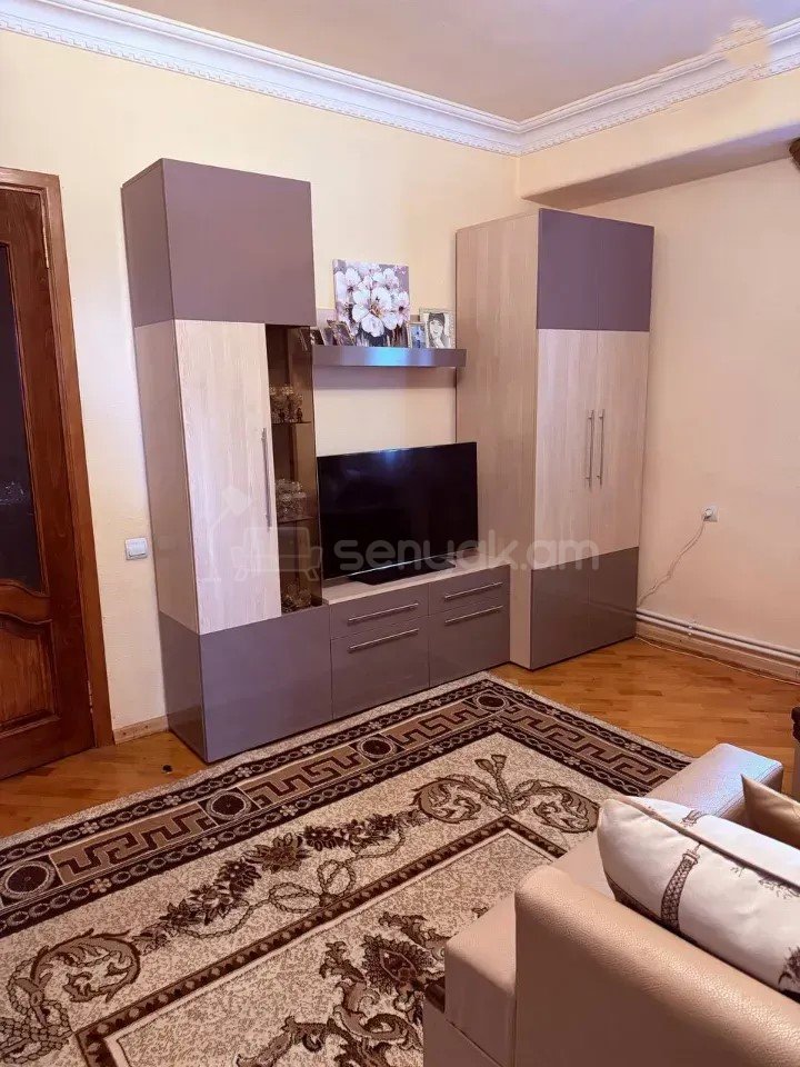 3 Սենյականոց Բնակարան, 70քմ, 6/12 հարկ, Կապիտալ Վերանորոգված