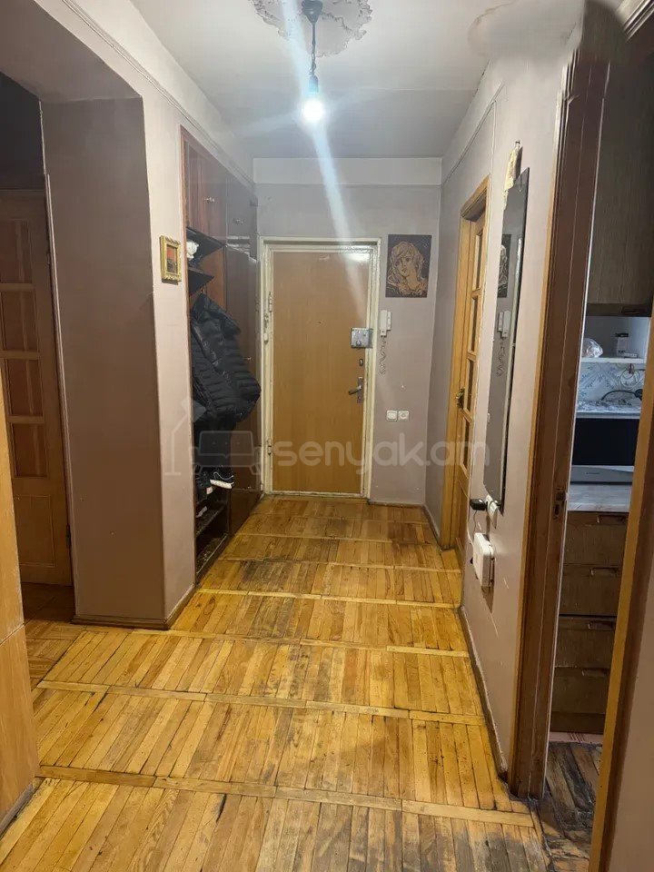 3 Սենյականոց Բնակարան, 79քմ, 4/9 հարկ, Կոսմետիկ Վերանորոգված
