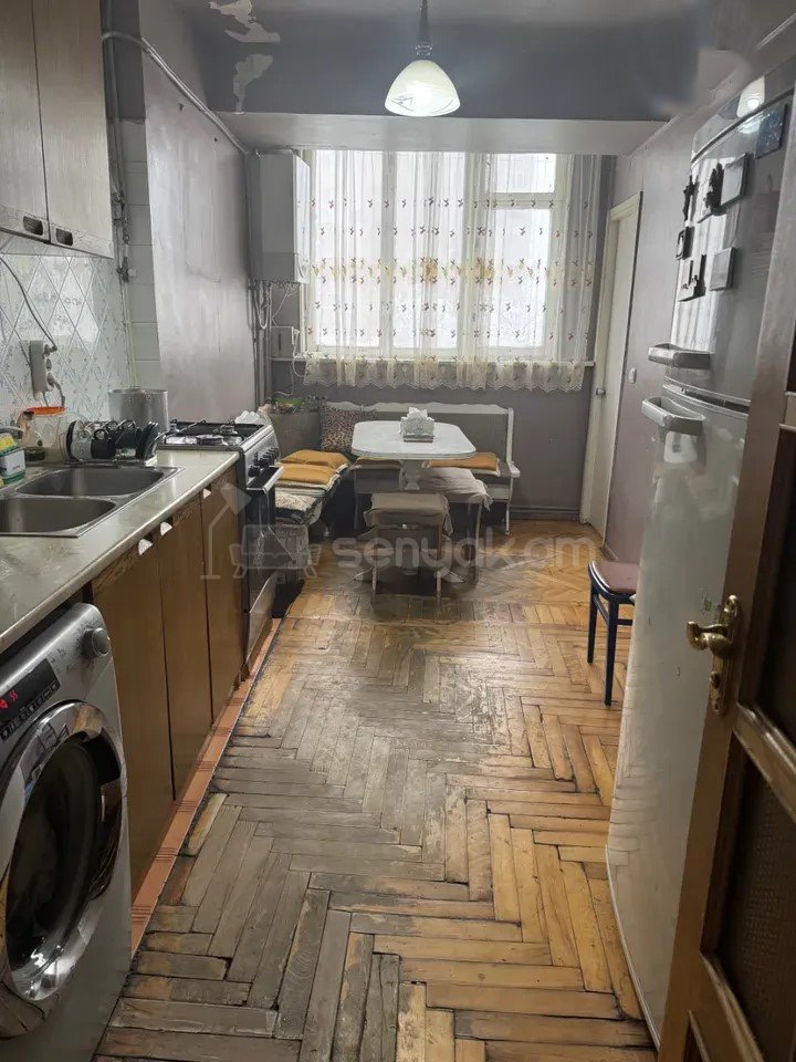 3 Սենյականոց Բնակարան, 79քմ, 4/9 հարկ, Կոսմետիկ Վերանորոգված