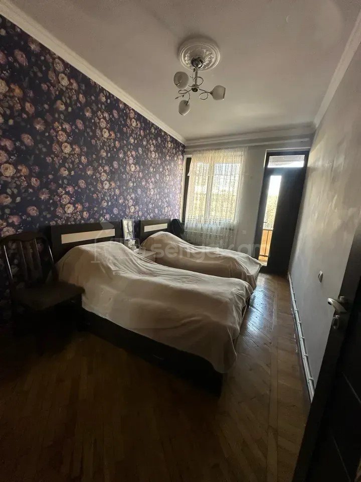 3 Սենյականոց Բնակարան Քարե Շենքում, 68քմ, 4/5 հարկ, Կոսմետիկ Վերանորոգված