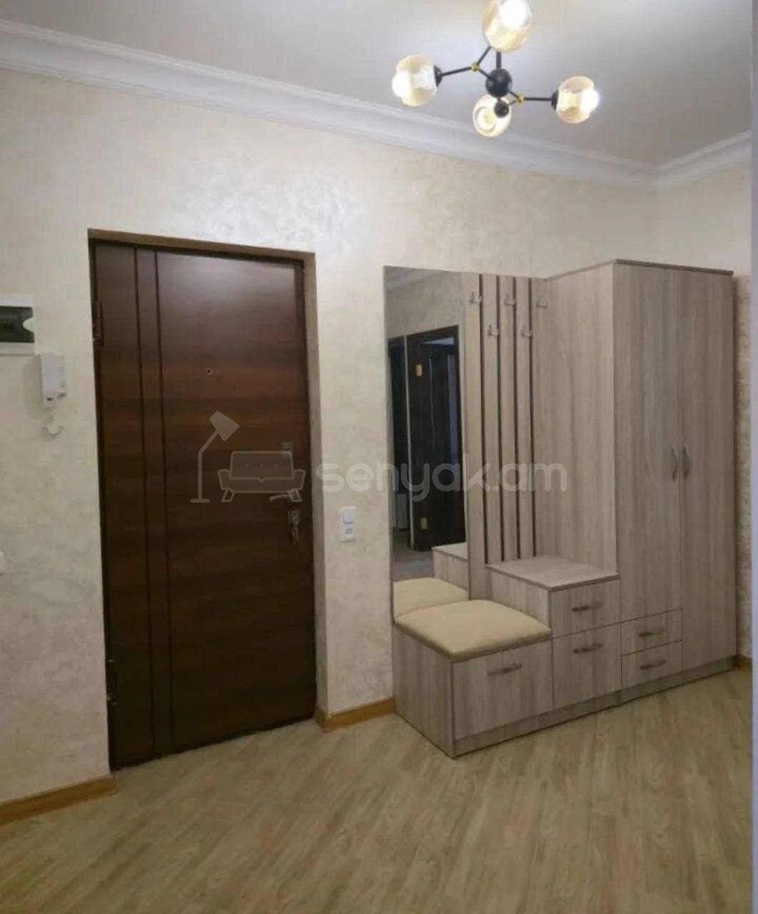 3 Սենյականոց Բնակարան, 80քմ, 4/9 հարկ, Կապիտալ Վերանորոգված