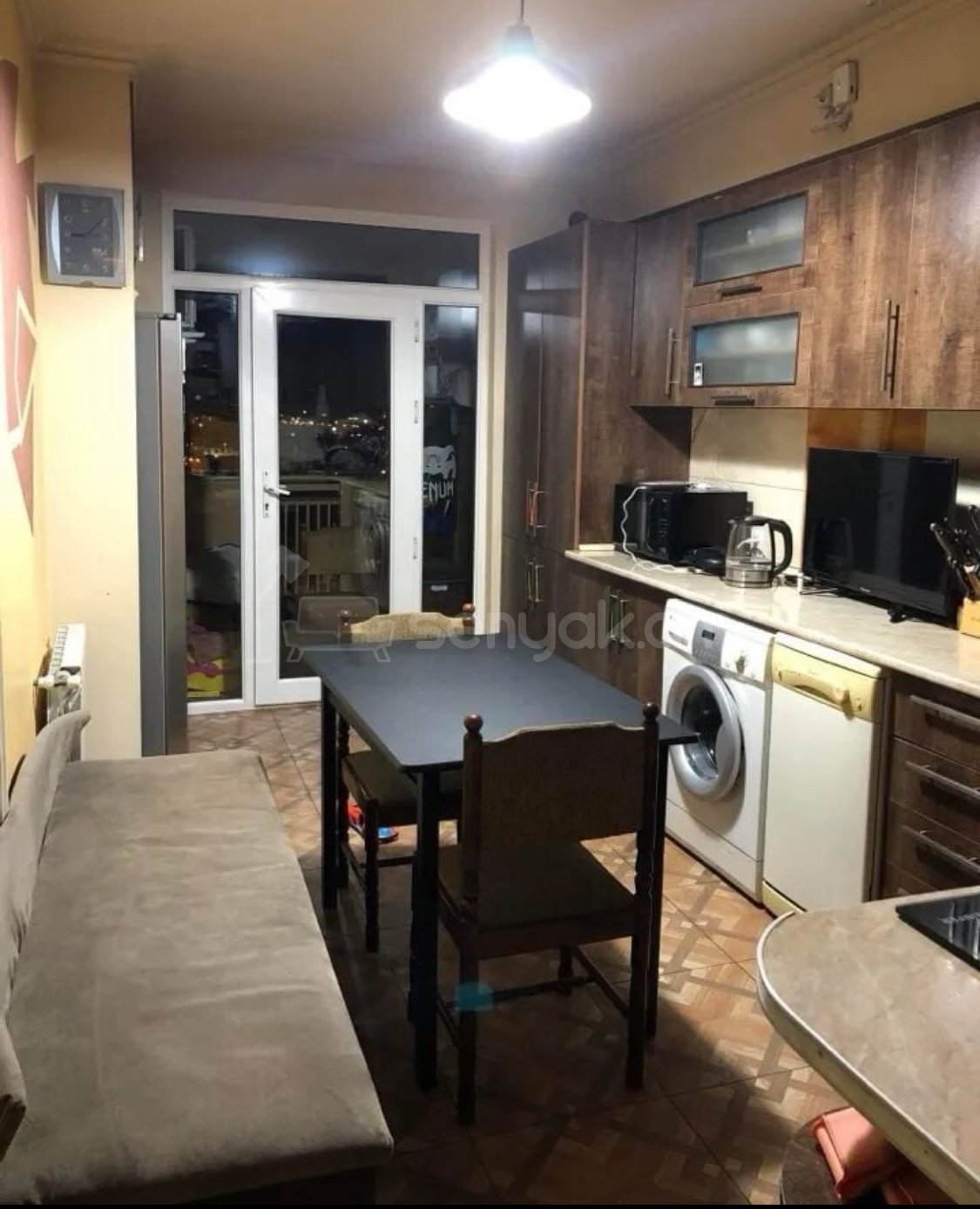 3 Սենյականոց Բնակարան, 90քմ, 9/9 հարկ, Դիզայներական Վերանորոգված