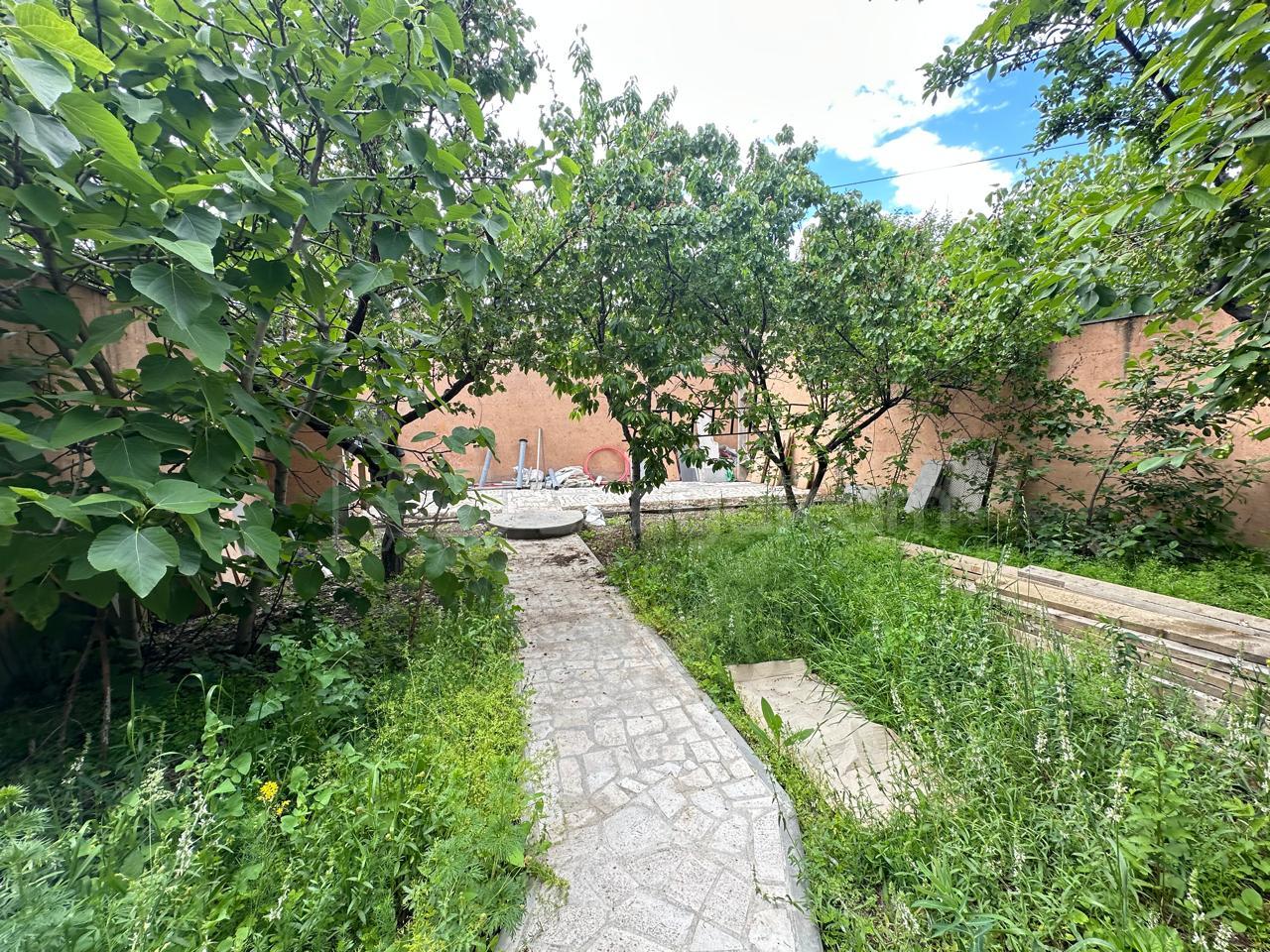 5 Սենյականոց Շքեղ Առանձնատուն, 330քմ, Ավտոտնակով