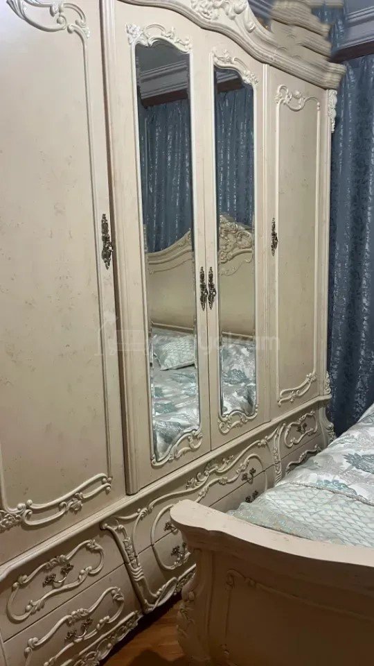 3 Սենյականոց Բնակարան Քարե Շենքում, 70քմ, 1/5 հարկ, Կապիտալ Վերանորոգված