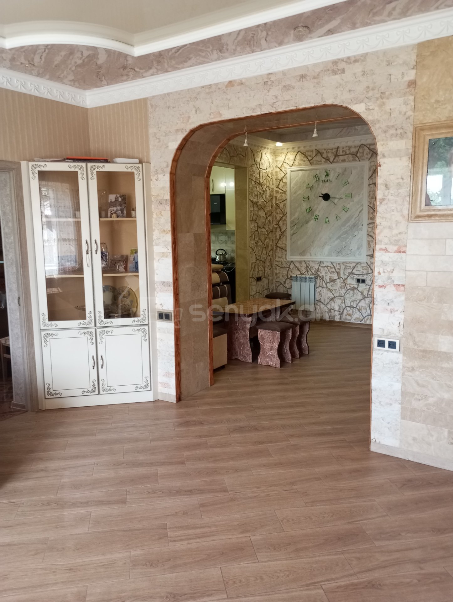 4 Սենյականոց Սեփական Տուն, 189քմ, Կապիտալ Վերանորոգված, Ավտոտնակով